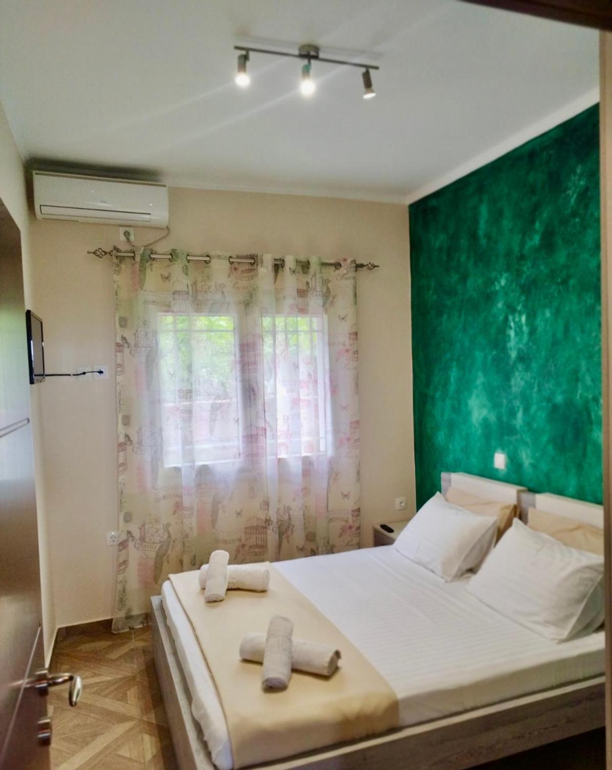 Dagos Rooms Dhërmi Екстериор снимка