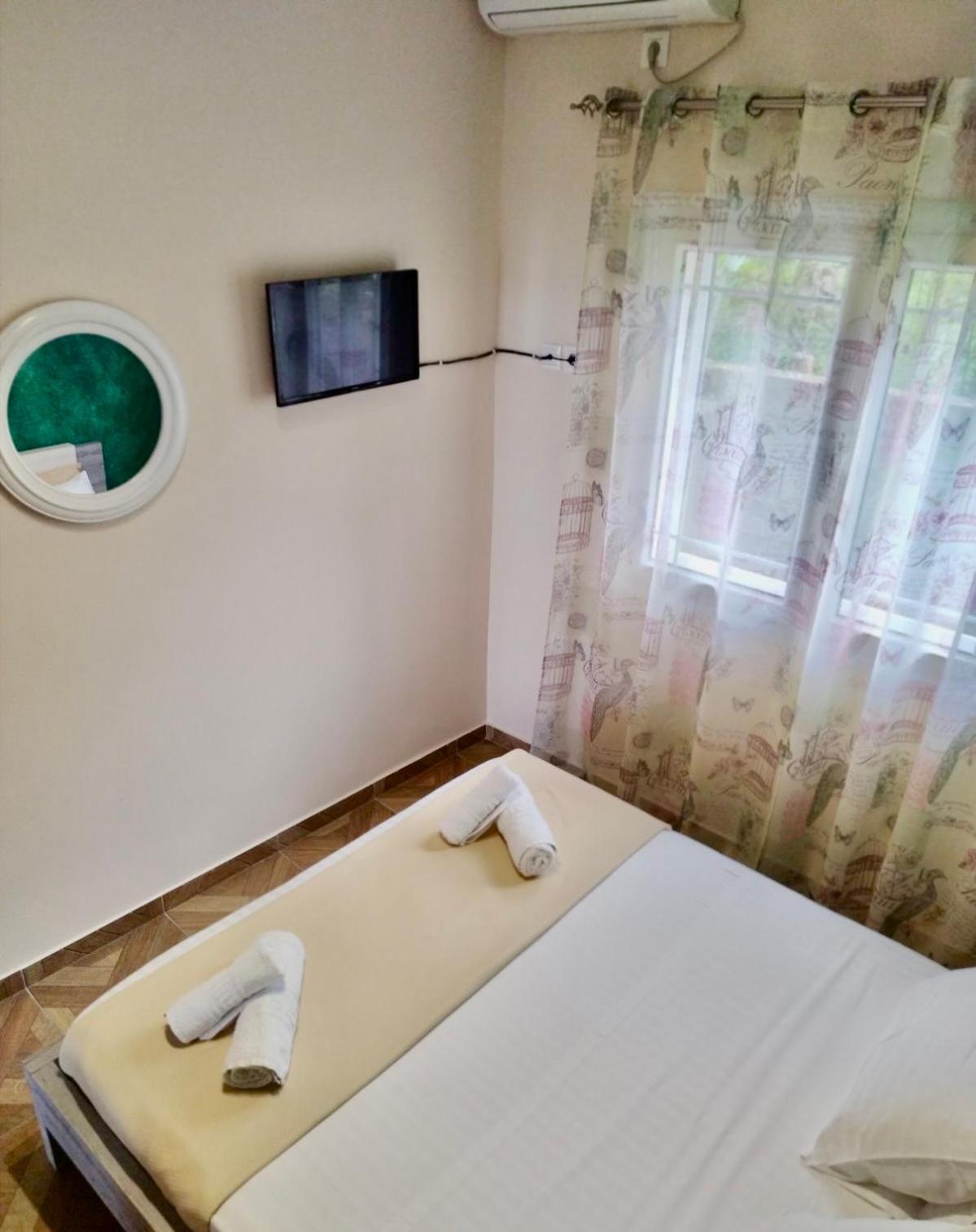 Dagos Rooms Dhërmi Екстериор снимка