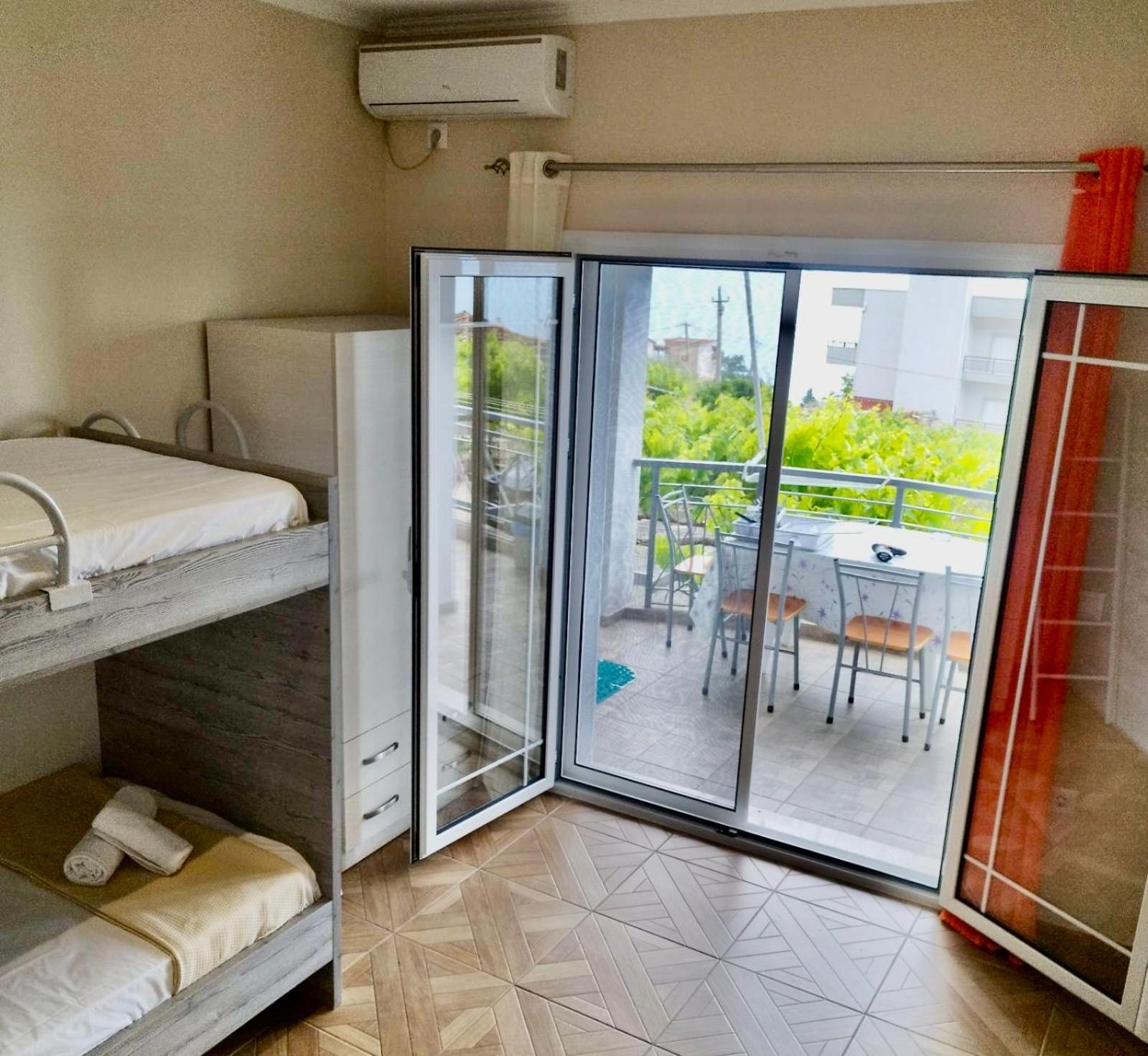 Dagos Rooms Dhërmi Екстериор снимка