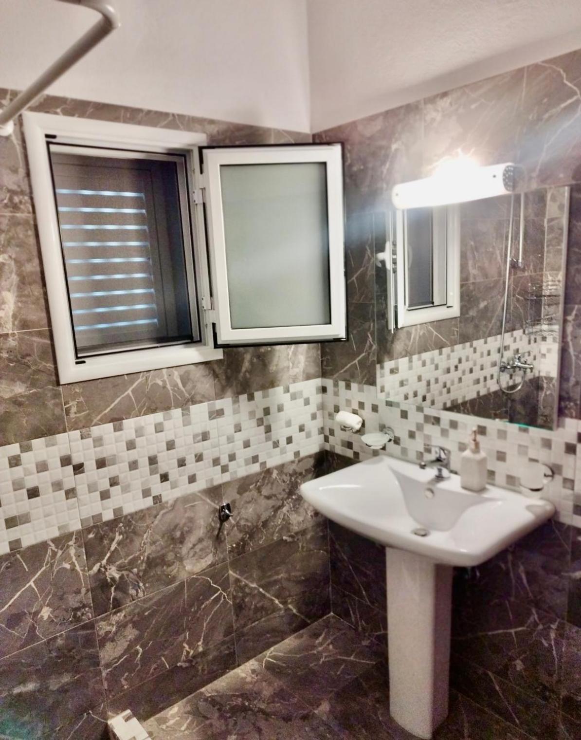Dagos Rooms Dhërmi Екстериор снимка