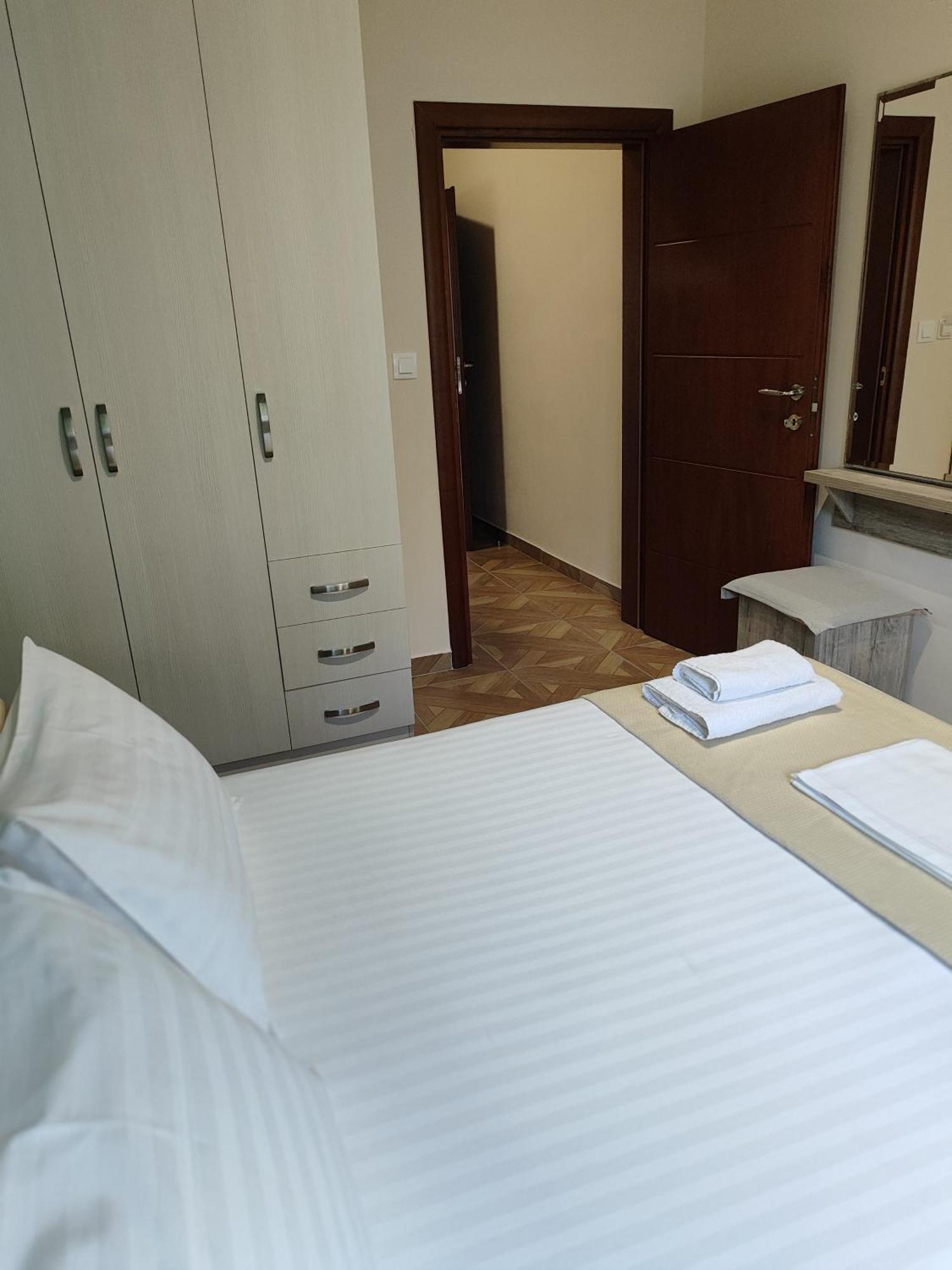 Dagos Rooms Dhërmi Екстериор снимка