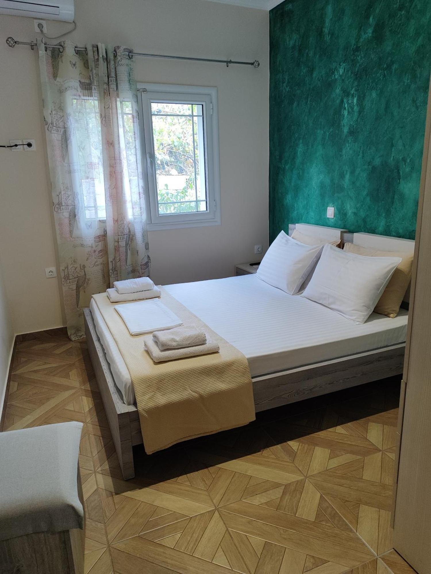 Dagos Rooms Dhërmi Екстериор снимка